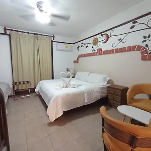 https://suites-fenicia.tulum-hotels.net