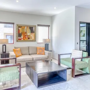 https://el-faro-by-teamoplaya.tulum-hotels.net